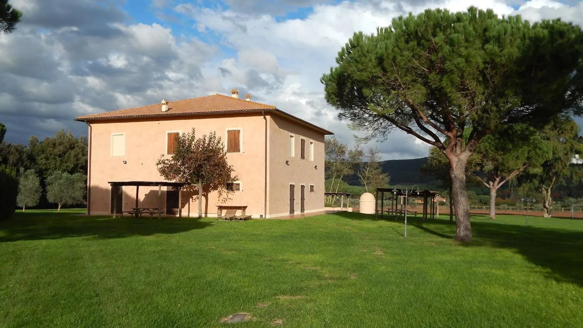 Farm stay Tenuta Agricola Dell'Uccellina Villa Talamone